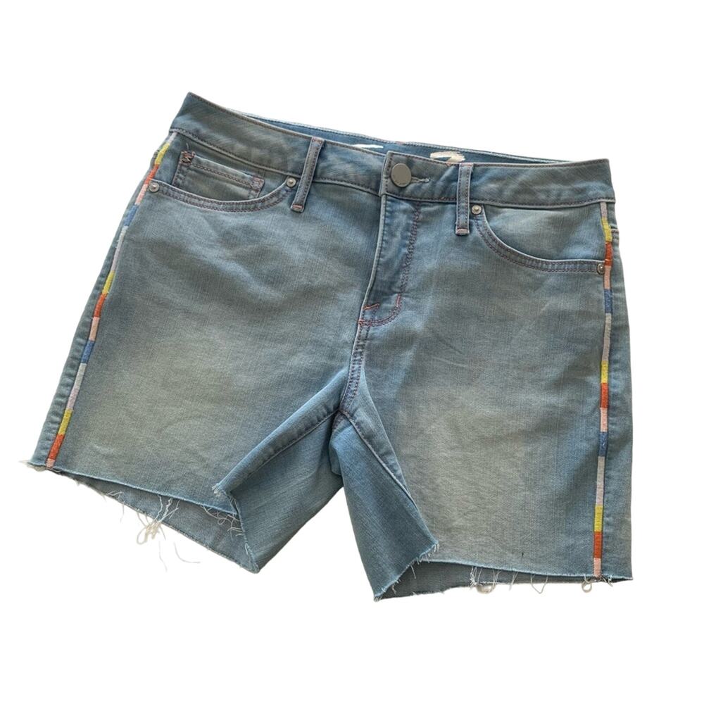 Seven7 Weekend Icy Blue Raw Hem Strechy Embroidered Sides Denim Shorts Size 4 - Picture 9 of 9